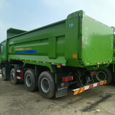 空気懸垂座席と600Lの燃料タンク フォトン8X4 遠距離移動用のティッパー