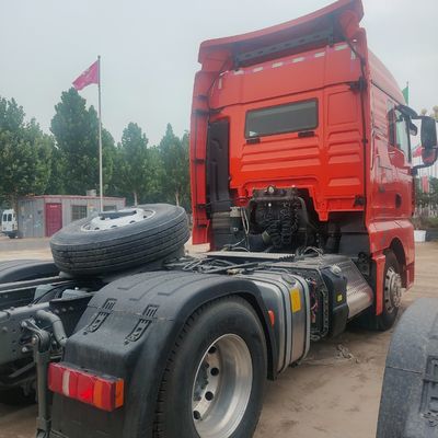 シトラク4X2 トラクターへの建設のための炭素鋼貨物箱と480HP トラクターエンジン