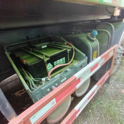 シノトルク HOWO 6X4/8X4 ターパートラック エンジン容量&gt;8L,馬力351-450hp