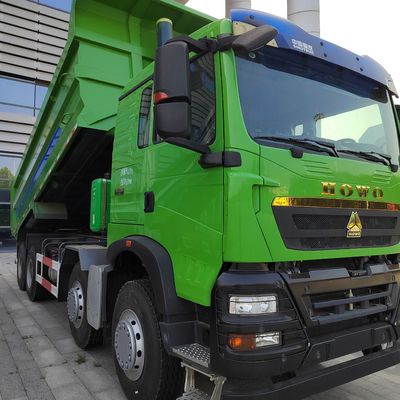 ハイバリフトと8X4炭素鋼貨物箱付きのユーロ5重用HOWO鉱山ダンプトラック