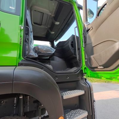 Sinotruk A7/T7 重荷 10/12 ホイラー トラック お客様のニーズに合わせた
