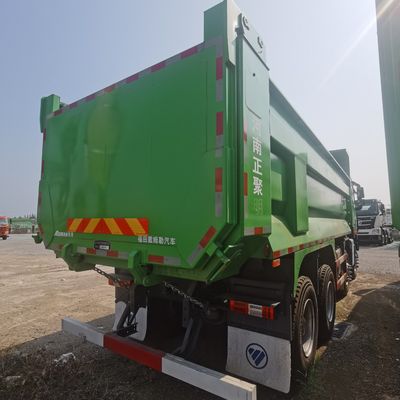 手動トランスミッションタイプ 空気懸垂と400Lの燃料タンク容量を持つ二用ダンプトラック