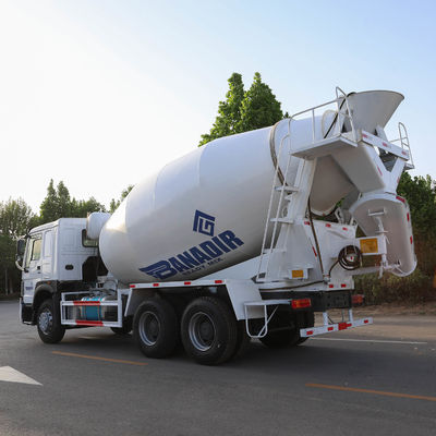 2m3 8m3 12m3 4X2 /6X4/8X4 モバイルタンク トラック HOWO 手動ディーゼル トラック CCC CE 搭載混合輸送