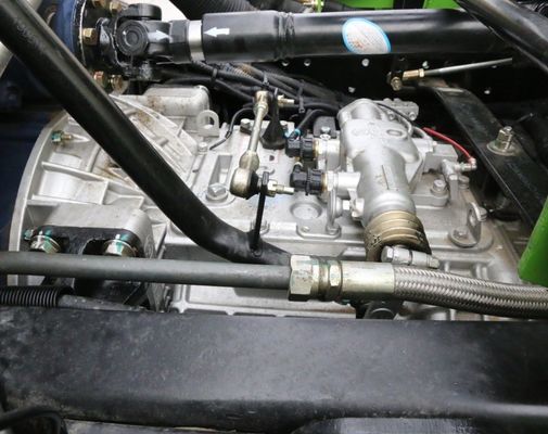 シャックマン 水力ステアリング 手動トランスミッションをカスタマイズした水泥ミキサートラック