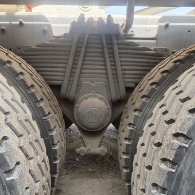 最大馬力300-400hpの重用水泥ミキサートラック 電気システム Sta