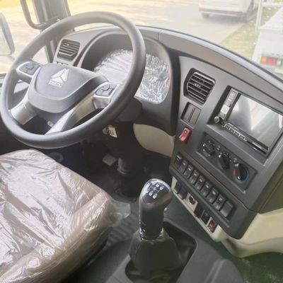 ハイデロリックステアリングとパワーアシスタント付きの重用ステアリングコンクリートミキサートラック