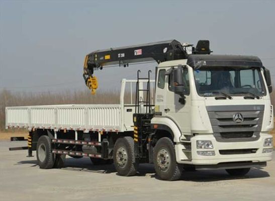 カスタマイズ可能な折りたたむ腕 水力トラック 搭載クレーン 12 トンノックブームクレーン
