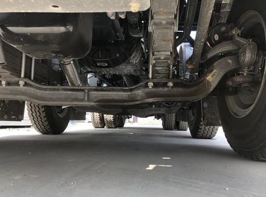 ディーゼルトラック 搭載混合輸送 2m3 8m3 12m3 4X2 /6X4/8X4 モバイルタンクトラック HOWO マニュアル