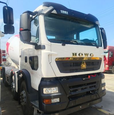 混合用の水力ステアリング・システムと8の運動量搭載の工業ミキサー・トラック