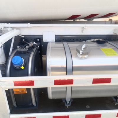 30日間の返品方針 水力制御とパワーアシスタントのコンクリートミキサートラック