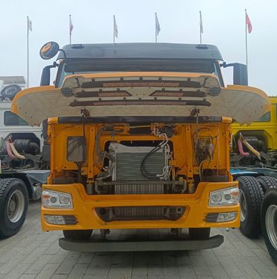中国 HOWO トランスポートトラック 6.8x2.5x3.8m 負荷容量 31-40t