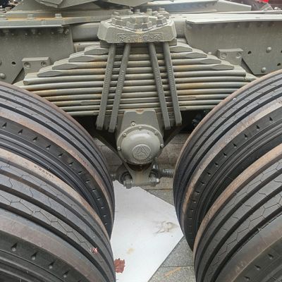 680.00cm * 255.00cm * 380.00cm パッケージサイズ シトラック トラクター トラック 1000L 燃料タンク