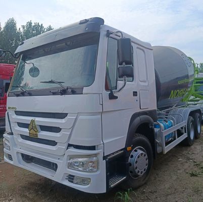 ZZ1257N3647N1 中古 HOWO 12m3 380HP コンクリートミキサー トラック