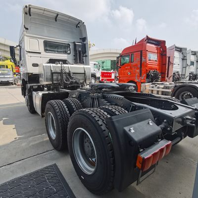 6×4 Sinotruk HOWO380 輸送用鉱山車両と輸送トラック