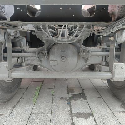 タイヤ 12m3 シノトルク・シャシと重用品ZZ1257N3647N1のコンクリートミキサートラック