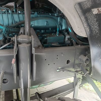 12m3 Sinotruk シャーシ 水力方向 混凝土混凝土混凝土トラック 急速な建設