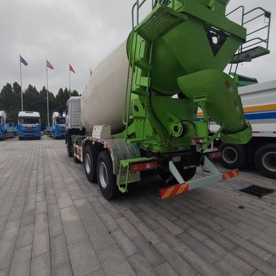 中古 シノトラック・シャシ ディーゼル燃料を混ぜる水力水泥トラック