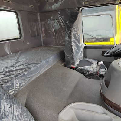 フォールランド 336HP 2000L 3cbm 飲料水トラック 3トンの水配送トラック