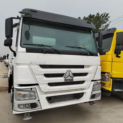 HOWO 6X4 20m3 20cu. M ステンレス鋼水タンカー トラック 炭素鋼貨物箱