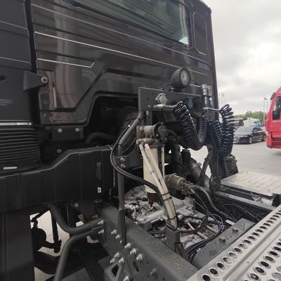 カスタマイズ可能なUS 2024 Sinotruk 重荷オフロードダンプトラック カスタマイズ可能な要求