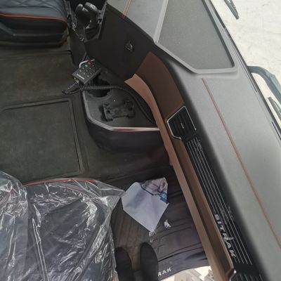 強力なシトラック トラクター 貨物輸送 トラック 座席の空気懸垂 ZZ4257N3247E1H