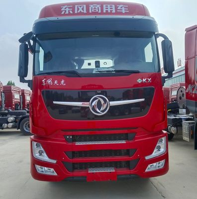 シノトラック・シャシ 2024年 ドンフェン・ティアンロン 6X4LNGガス駆動 トラクター トラック 輸送用