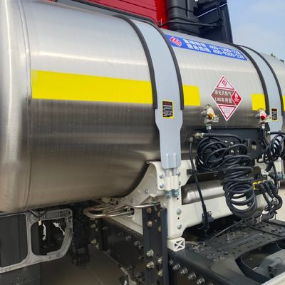 2024 ディーゼル 天龍 6X4LNG トラクション トランスポートトラック