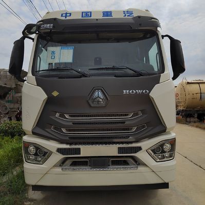 ISO US 認定 貨物輸送用重型オフロード車両 Sinotruk 30t トラック