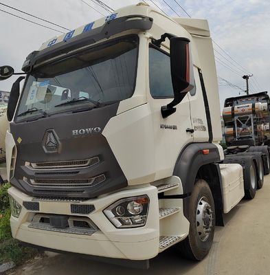 シノトラック シトラック HOWO 6X4 CNG 重荷トラック