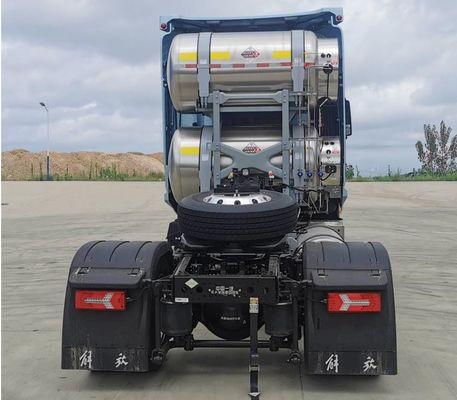 8800.000kg 総重量 580HP LNG FAW 6*4 と 4*2 トラクター トラック 負荷容量 31-40t
