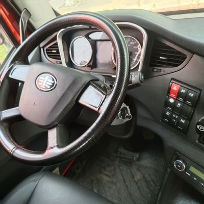 中古J6p牽引車の販売 電力補助エンジン容量&gt;8L オプション