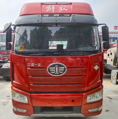 6×4 ディーゼル FAW Jiefang J6p ガス LNG トラクション トラック 510HP 中古 トラクター 部品付き