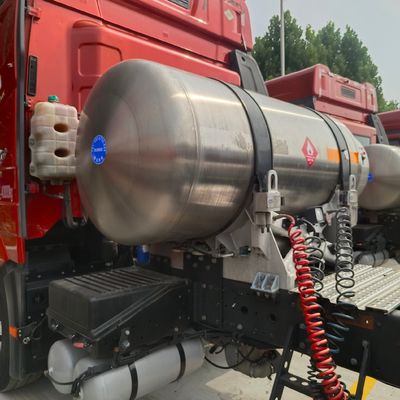 シノトラック・シャシー フロント・リフティング・スタイル ダンピングタイプ FAW ジーファング用重用ガス車両