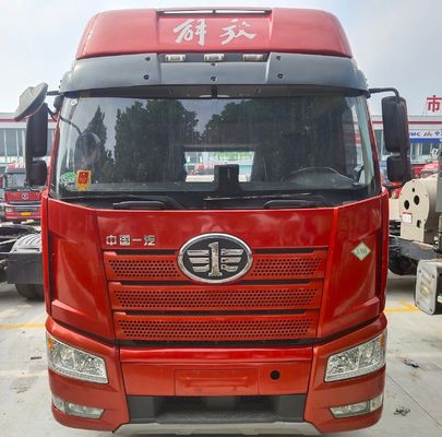 販売 FAW J6p ガソリン 6X4 トラック フロントリフティング スタイルと 6 ヶ月 販売後サービス