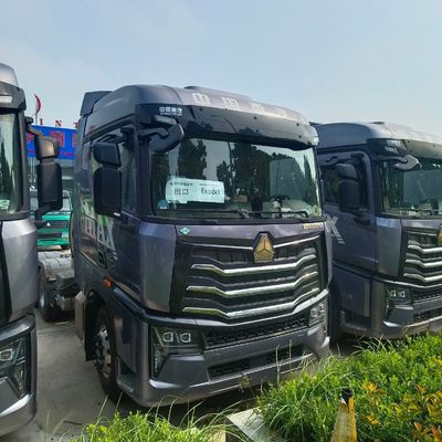 先進的な自動トランスミッション技術を持つ環境に優しい商用ガソリントラック