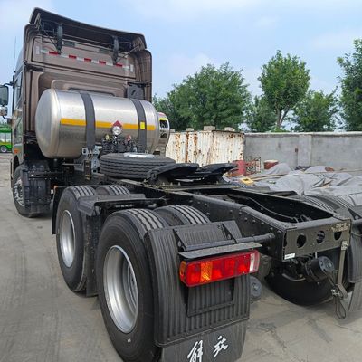 630HPガストラクター輸送トラック 4*2 シノトラック・シャシーと &gt; 8L エンジン容量