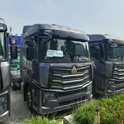 ハオウ LNG トラクター トラック 6*4/4*2/6*2 重荷輸送のための完璧なソリューション
