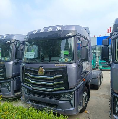 カスタマイズされた2024 HOWO LNG トラクター トラック 480HPから700HP