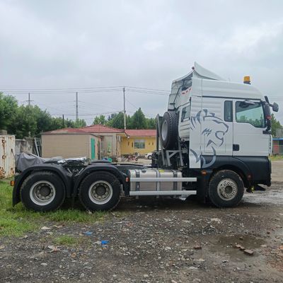 自動運転機能と強力なエンジンGCC認定タイヤの6x4ダンプトラック