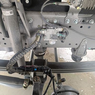 フロントリフティングスタイル ダンピングタイプ 336/371/390HP 6X4/8X4 10/12 ホイール 1台のトラック