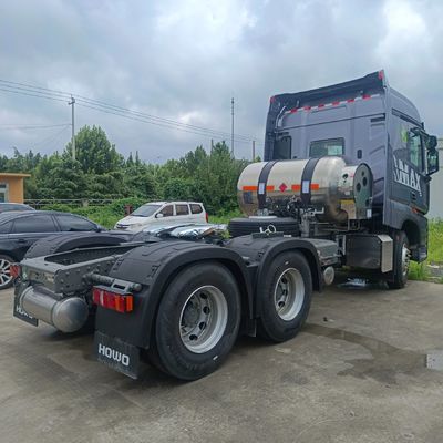 マックス HOWO LNG自動トランスミッション トラクター車両 総重量8800kg