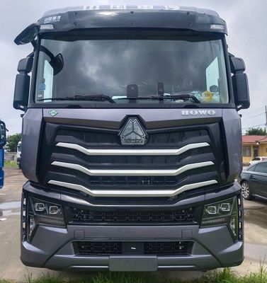 動力補助付き水力方向車 2024 中国製 HOWO LNG540HP 重荷トラック