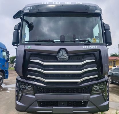 2024 重荷用 HOWO 6X4/4X4 10/8 輪用 トラクション トランスポート トラック タイヤ付き