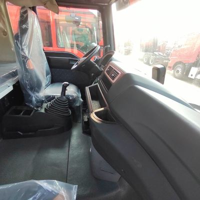 手動トランスミッション タイプ あなたの要求のためのシノトラックHOWO 6X4 CNGトラクタートラック