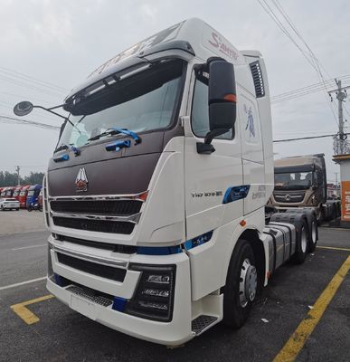 HOWO トラクター トラック 6X4 の トラック エンジン コンポーネント 競争力があり 迅速な出荷