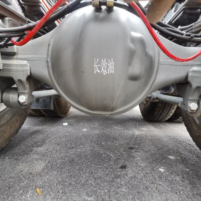 米国貨幣 HOWO トラクタートラック6X4用の水冷冷却冷却シリンダー シルバーエンジン部品