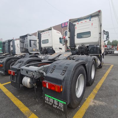 自然吸気 Sinotruk 6X4 重荷トラック あなたの究極の輸送ソリューション