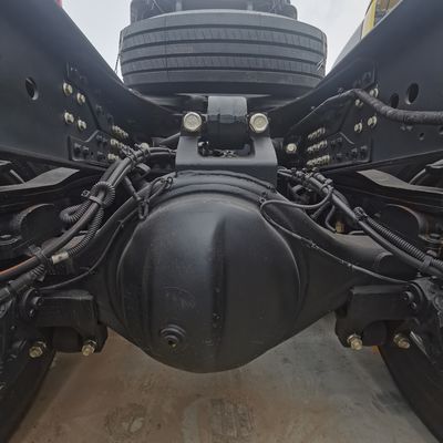 743.00cm * 255.00cm * 370.00cm パッケージサイズ ガス輸送車 FAW Jh6 国際