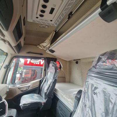 滑らかな走行保証 JAC 6X4 トラック 351-450hp 600L燃料タンク