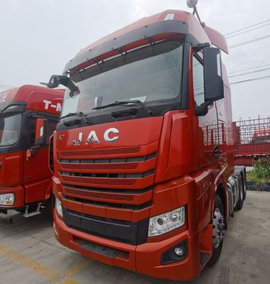 重荷輸送 汎用型JAC 6X4 トラック 600Lの燃料タンクと31-40tの負荷容量